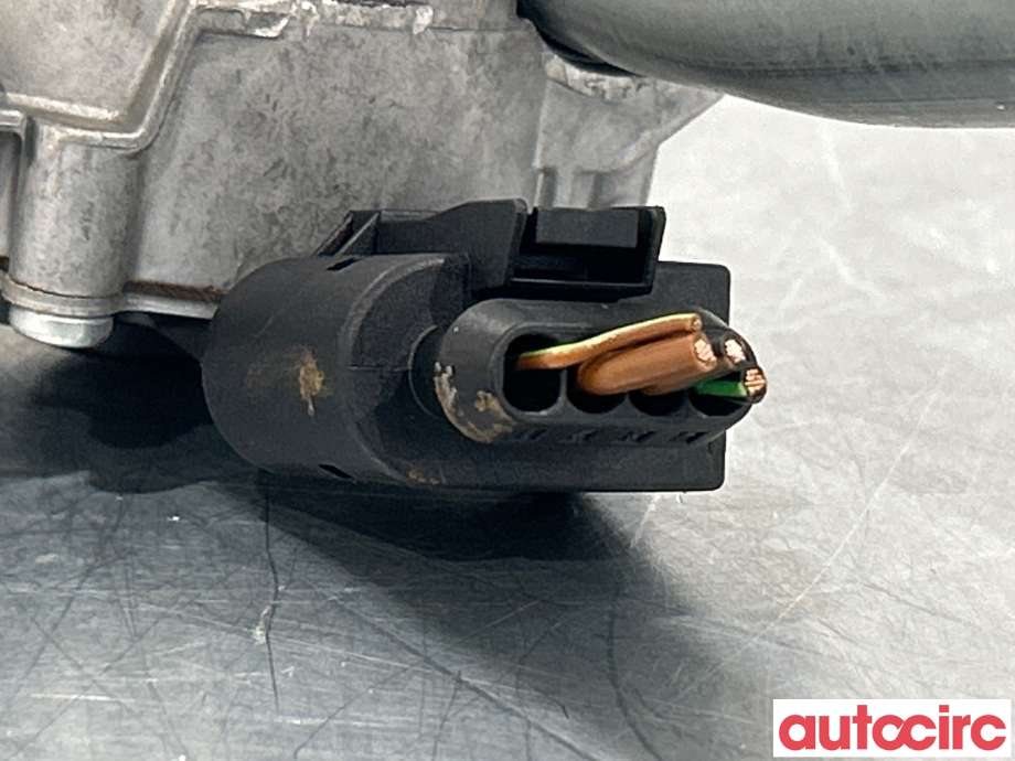 Viskermotor frontrute til BMW 3-Serie 2005-2011 (E90/E91/E92/E93) (E90/E91/E92/E93) (BMW|61617161711|404959|6978263)
