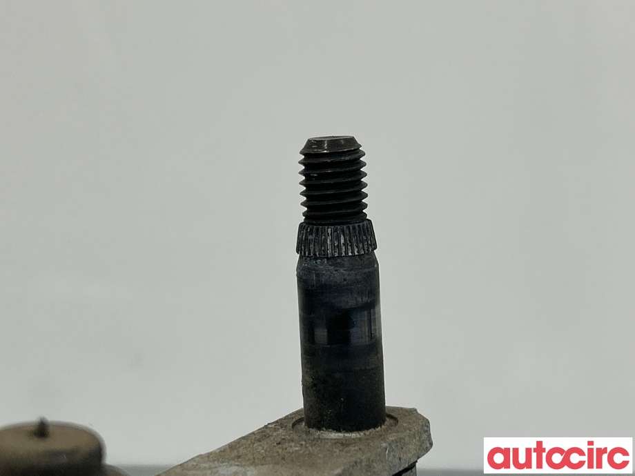 Viskermotor frontrute til BMW X3 2010-2017 (F25) (F25) (BMW|61615A3EDC5|6004FA0023|7213275)