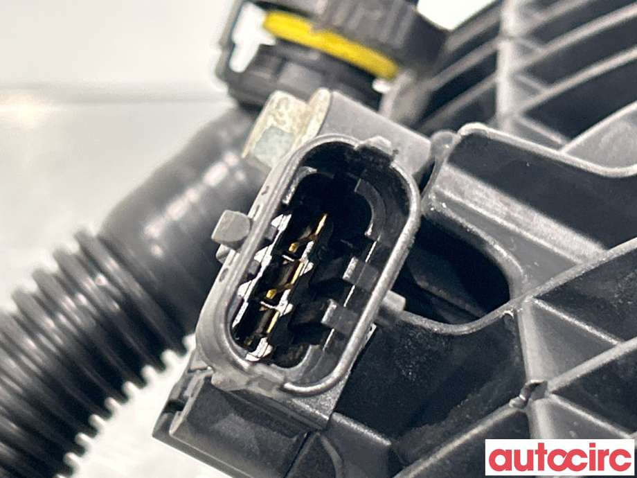 Manifold innsug til Ford Ecosport 2016-->>  (FORD|2544349|CM5G-9424-FA)