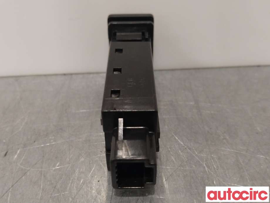 Bryter rutevarme til Toyota RAV4 2006-2009 (Type III, Fase 1)  (TOYOTA|8479452021|8479452020|)