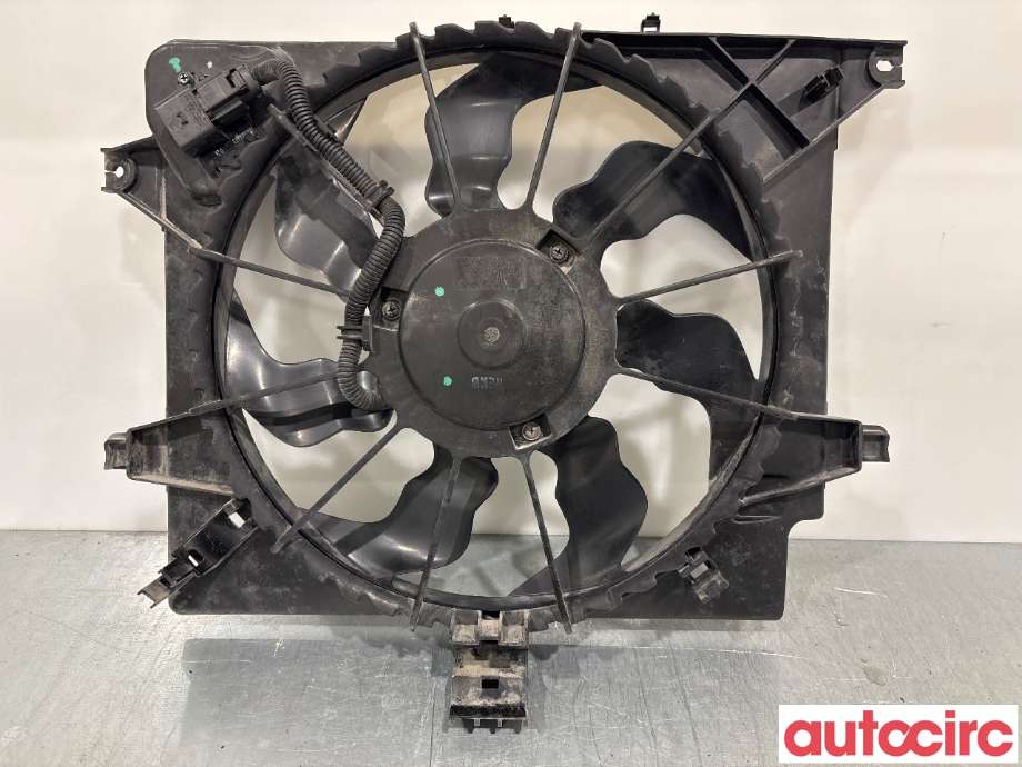 Kjølevifte til Hyundai i30 2012-2017 (Type II)  (HYUNDAI|25380A5800|)