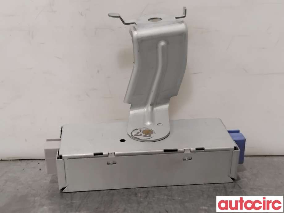 Antenne forsterker til Toyota Corolla 2019-->>  (TOYOTA|863C002040||863C0-02040)