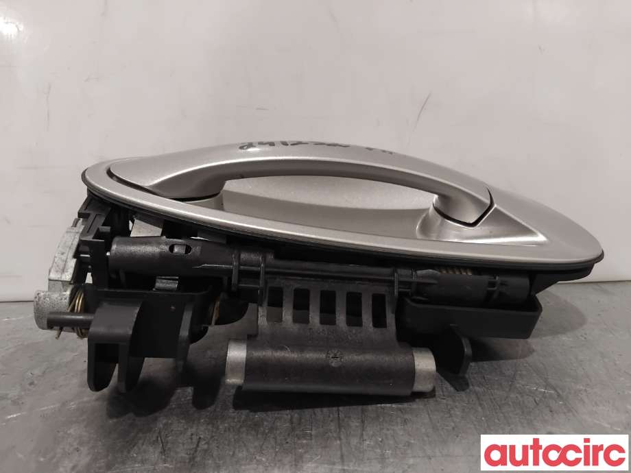 Dørhåndtak utv høyre foran til Porsche Panamera 2009-2017 (Type I) (970) (970) (PORSCHE|97053761400||97053706404)