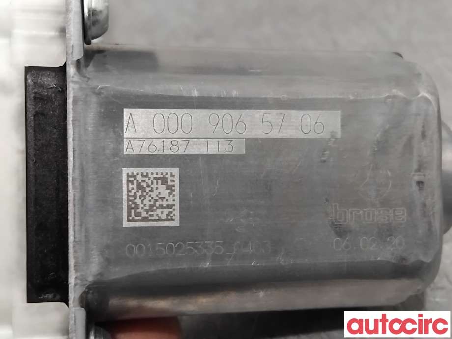 Ruteheis høyre foran til Mercedes EQC 2019-->>  (MERCEDES|A0009062810|A76187-113|A0009069714)