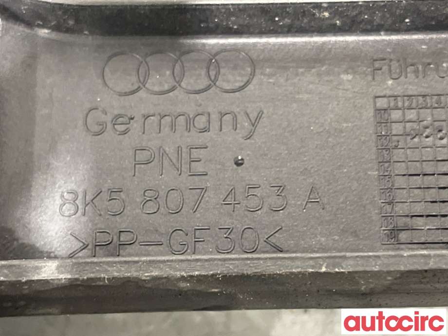 Støtfangerving venstre bak til Audi A4 2007-2014 (Type IV) (B8) (B8) (AUDI|8K5807453A|)