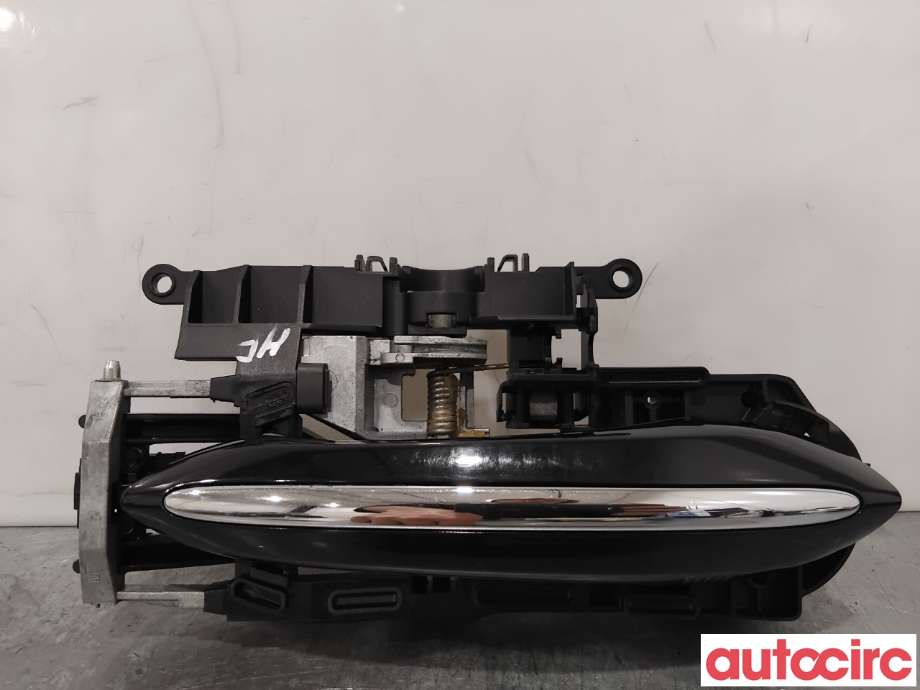 Dørhåndtak utv høyre foran til BMW 5-Serie, 2010-2017 (F10/F11) (F10/F11) (BMW|51217249980)