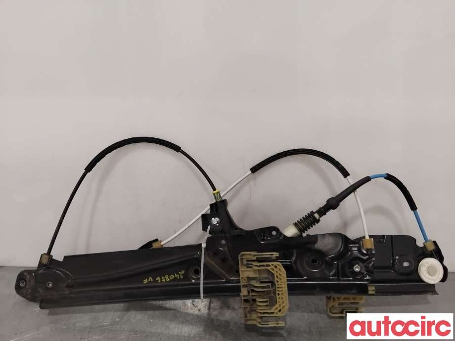 Ruteheis til BMW 5-Serie 2010-2017 (F10/F11) (F10/F11) (BMW|51337182131||7182131)