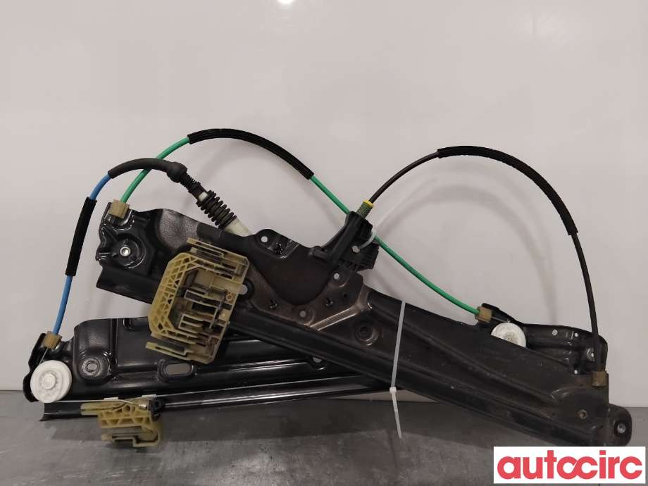 Ruteheis til BMW 5-Serie 2010-2017 (F10/F11) (F10/F11) (BMW|51337182132||7182132)
