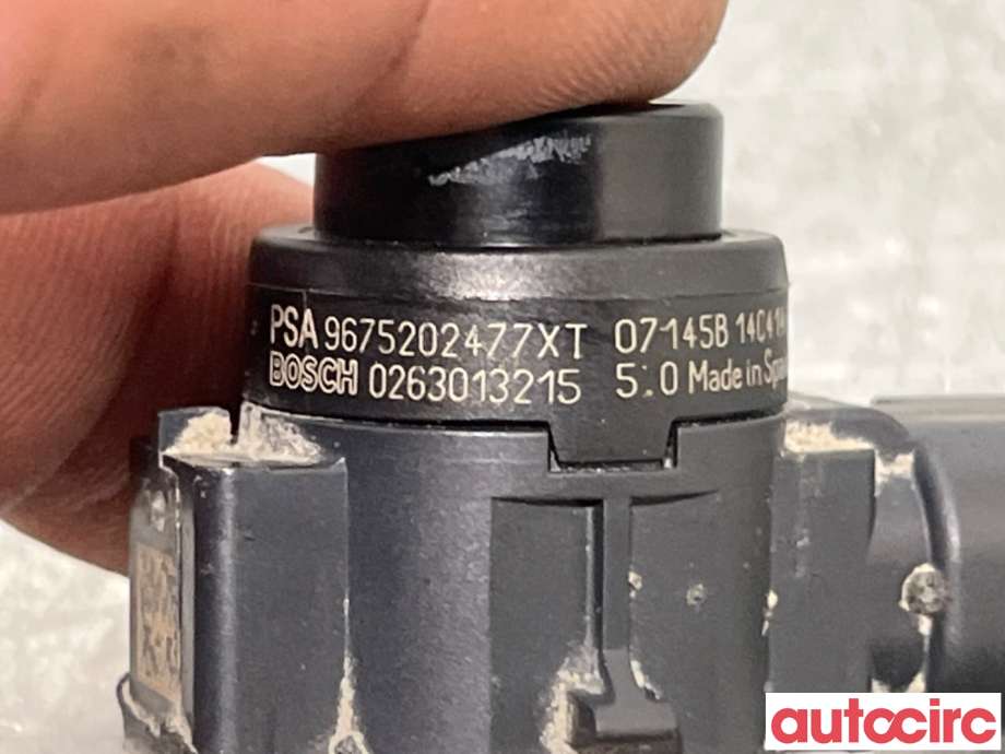 Parkeringssensor foran til Citroën C4, Cactus 2014-2017 (Fase 1)  (CITROEN|1609981080|0263013215|9675202477XT)