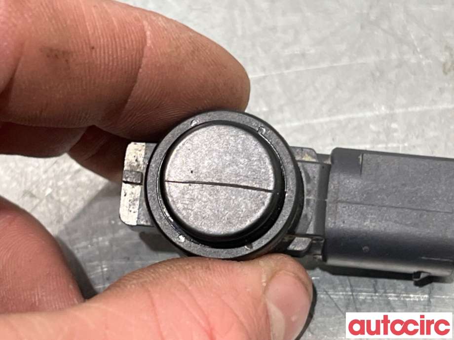 Parkeringssensor foran til Citroën C4, Cactus 2014-2017 (Fase 1)  (CITROEN|1609981080|0263013215|9675202477XT)