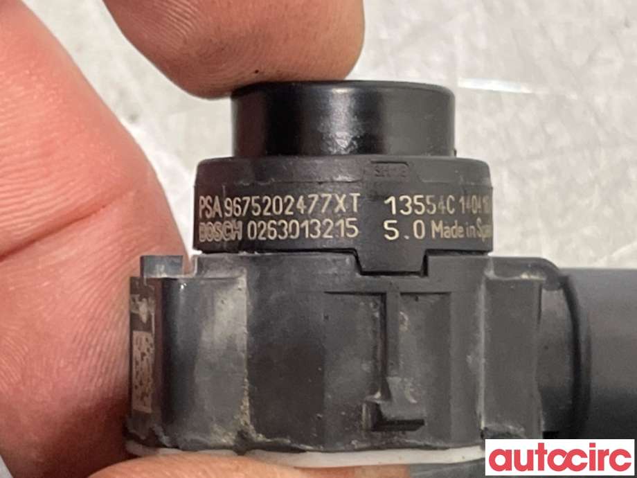 Parkeringssensor foran til Citroën C4, Cactus 2014-2017 (Fase 1)  (CITROEN|1609981080|0263013215|9675202477XT)