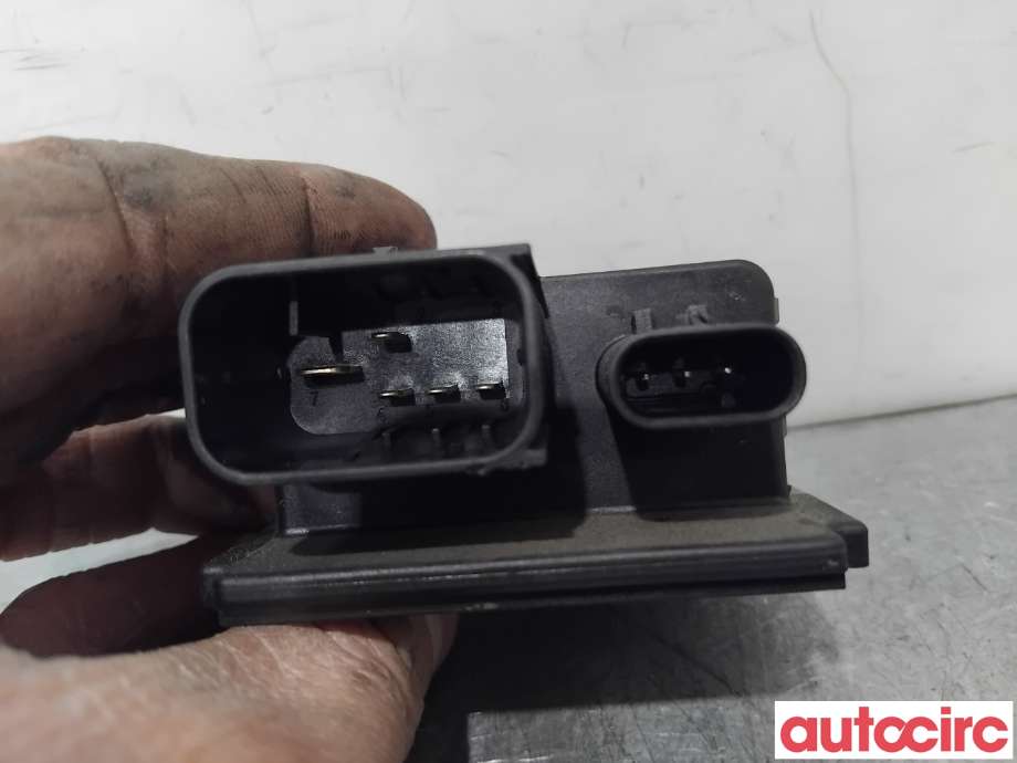 Rele gløde til BMW X3 2010-2017 (F25) (F25) (BMW|12218514120|0281003115|12218473750)
