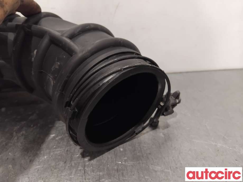 Luftslange innsug til Hyundai i30 2012-2017 (Type II) (HYUNDAI|28140A5800|)