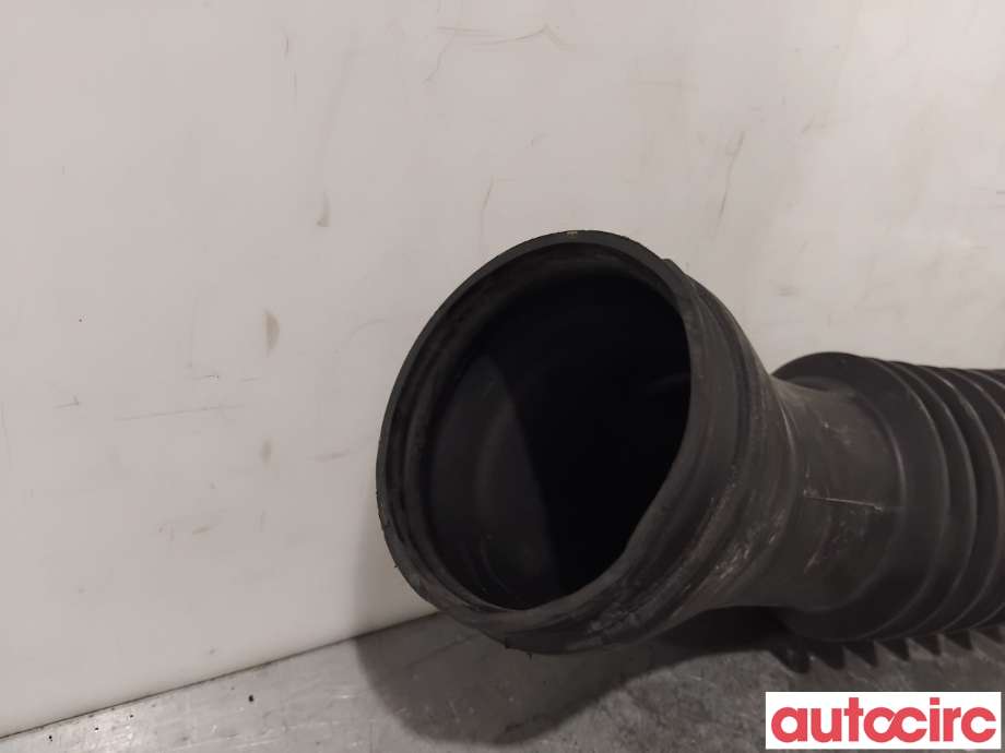 Luftslange innsug til Ford Fusion 2002-2012 (FORD|1329626||2S619R504CE)
