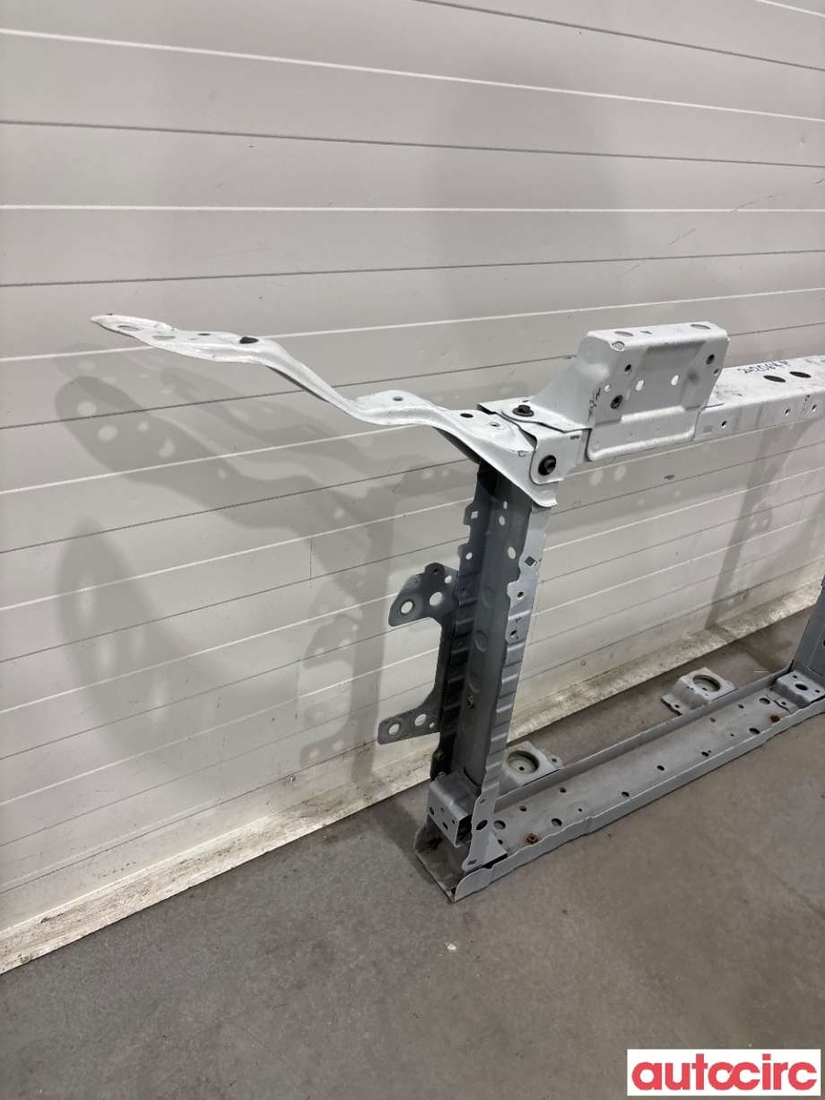 Frontplate til Honda e 2020-->>  (HONDA|60400-TYF-305ZZ|)