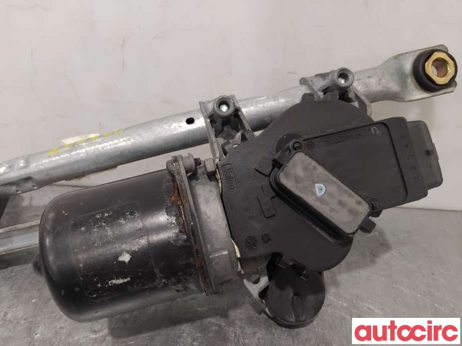 Viskermotor frontrute til Toyota Aygo 2005-2014 (Type I)  (TOYOTA|850100H011|)