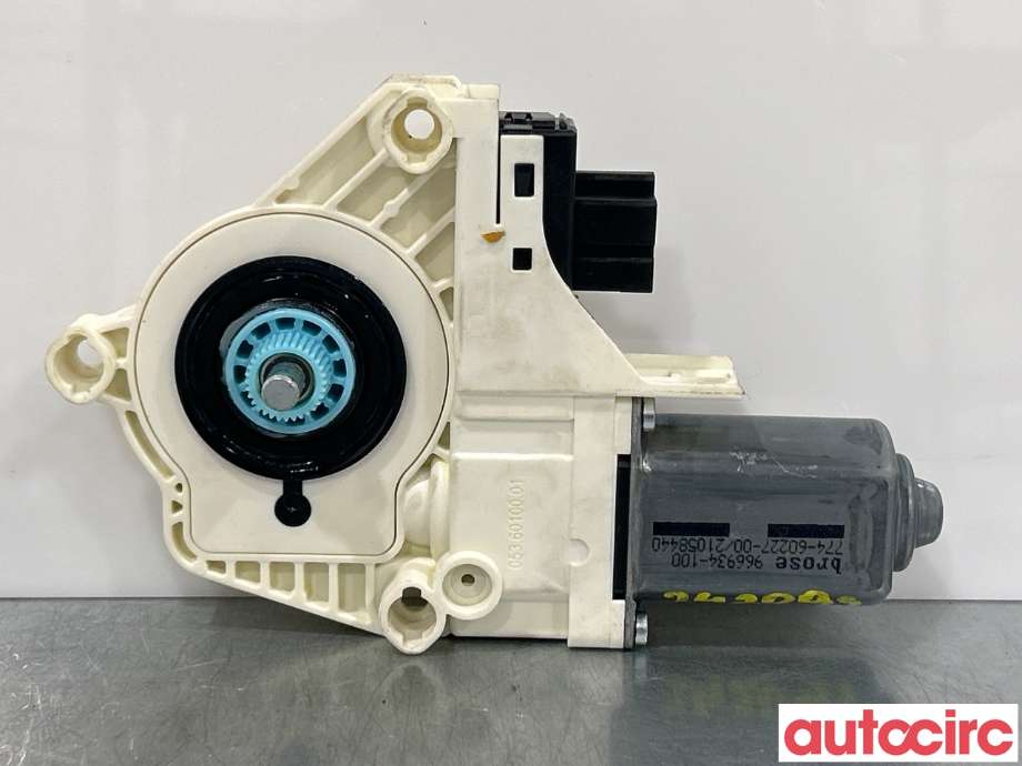 Ruteheis høyre foran til Audi A4 2007-2014 (Type IV) (B8) (B8) (AUDI|8T0959802A|8K0959802)