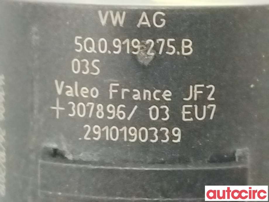Parkeringssensor foran til VW Passat 2015-2019 (Fase 1) (B8) (B8) (VOLKSWAGEN|5Q0919275B)