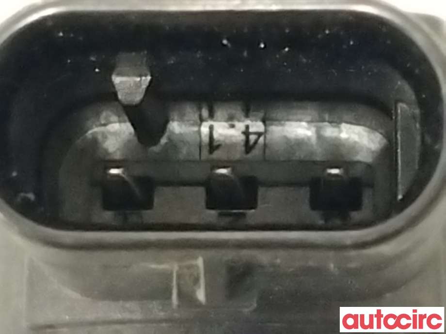 Parkeringssensor foran til VW Passat 2015-2019 (Fase 1) (B8) (B8) (VOLKSWAGEN|5Q0919275B)