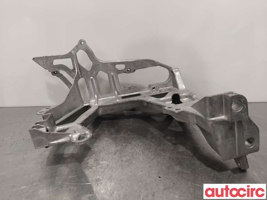 Frontplate til Mercedes C-Klasse 2014-2018 (Fase 1) (W205) (W205) (MERCEDES|A2056203201||A2056221700)