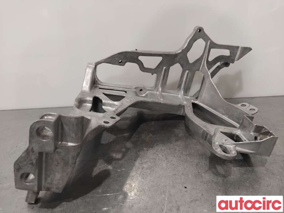 Frontplate til Mercedes C-Klasse 2014-2018 (Fase 1) (W205) (W205) (MERCEDES|A2056203201||A2056221600)