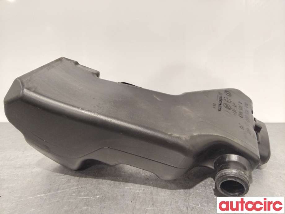 Spylertank til Mercedes C-Klasse 2014-2018 (Fase 1) (W205) (W205) (MERCEDES|A2058690020||A2058600860)