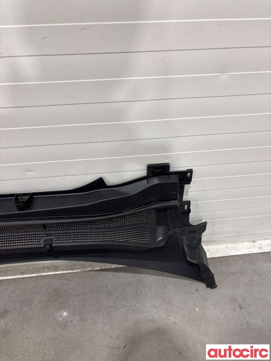 Deksel til Ford Mustang Mach-e 2020-->>  (FORD (US)|2583067||LJ8B-R02216-AF5YZ9)