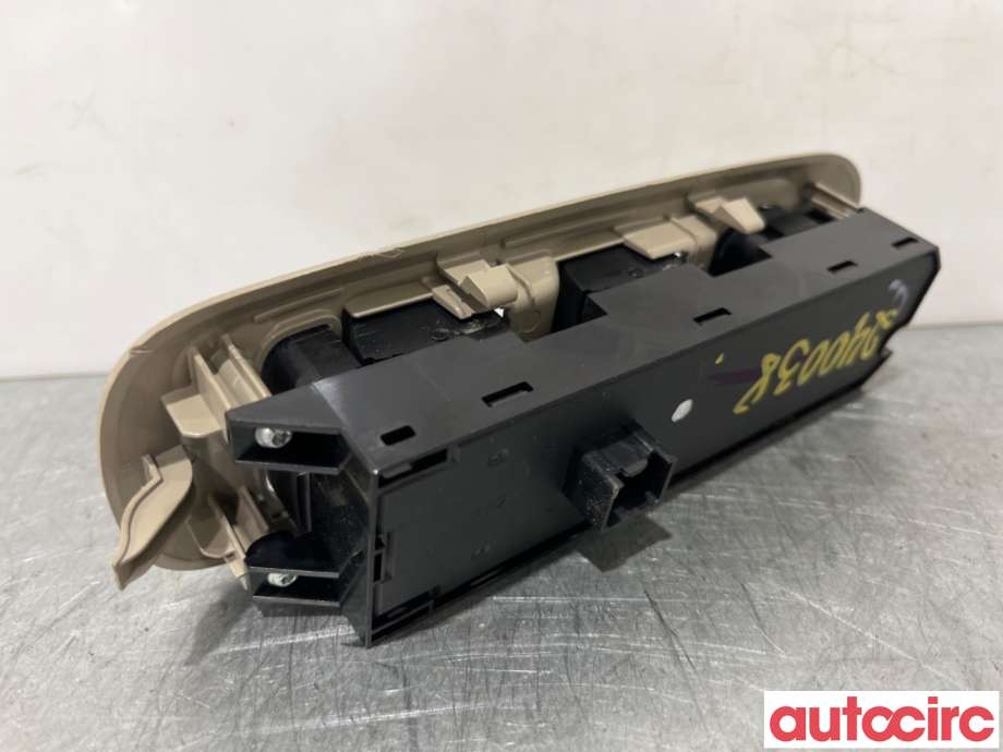 Bryter ruteheis til Ford Mondeo 2011-2014 (Type IV, Fase 2)  (FORD|1681008||AM2T-14A132-BA)