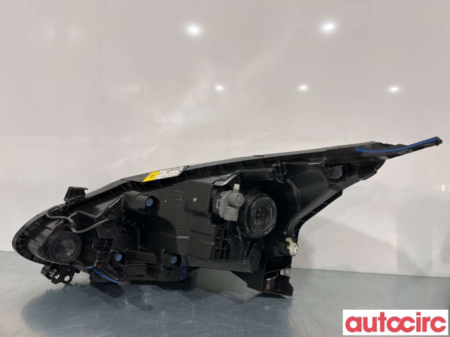 Frontlykt høyre halogen til Nissan NV200 2010-2019  (NISSAN|260104FA1A|)