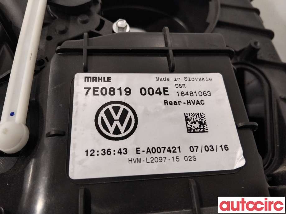Diverse deler til VW Transporter / Caravelle 2015-2019 (T6) (T6) (VOLKSWAGEN|7H0819049D||7E0819004E)