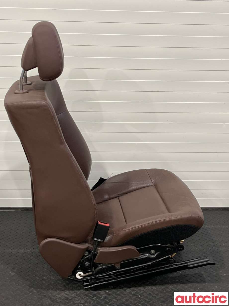 Sete foran høyre til Mercedes E-Klasse 2009-2013 (Fase 1) (W212) (W212) (MERCEDES|A2129103236||A2049100122)