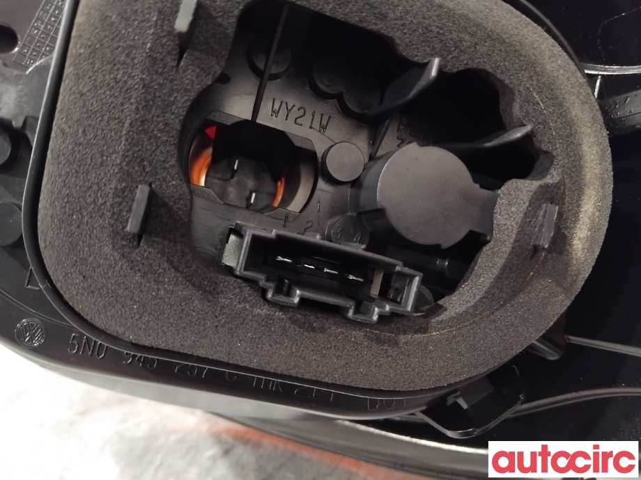 Baklykt venstre til VW Tiguan 2011-2016 (Type I, Fase 2)  (VOLKSWAGEN|5N0945095H|009691-01|5N0945111D)