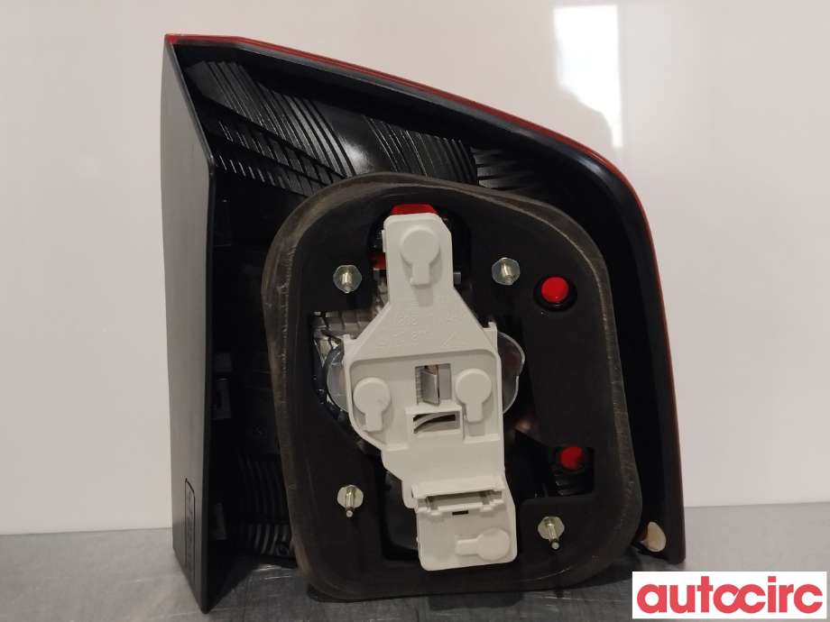 Baklykt venstre til Škoda Octavia 2009-2013 (Type II, Fase 2)  (SKODA|1Z9945111A|1Z9945095A)
