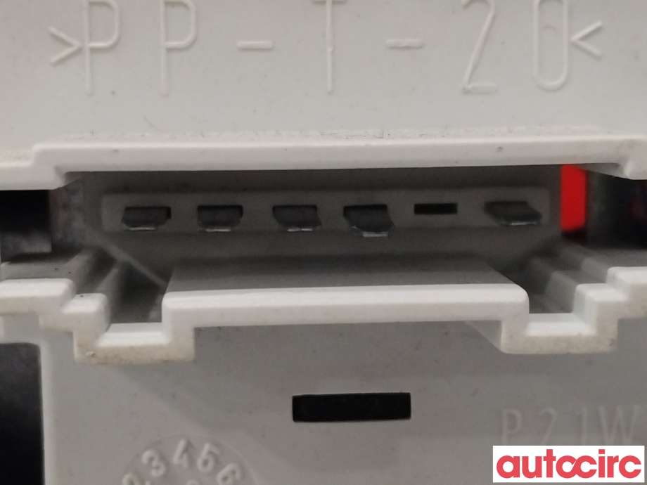 Baklykt venstre til Škoda Octavia 2009-2013 (Type II, Fase 2)  (SKODA|1Z9945111A|1Z9945095A)
