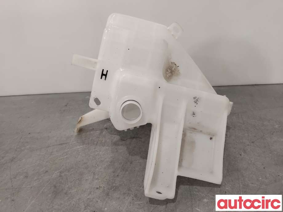 Spylertank til Toyota RAV4 2006-2009 (Type III, Fase 1)  (TOYOTA|8531542270|060851-217|)