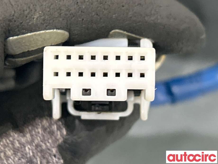 Speil høyre til Ford Fiesta 2013-2017 (Type VI, Fase 2)  (FORD|2104874|)