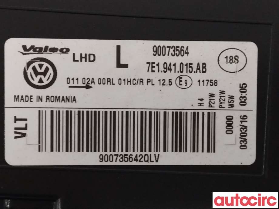 Frontlykt venstre halogen til VW Transporter / Caravelle 2015-2019 (T6) (T6) (VOLKSWAGEN|7E1941015AD|7E1941015AB)