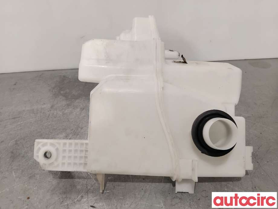 Spylertank til VW Passat 2011-2015 (B7) (B7) (VOLKSWAGEN|3AA955453H|)