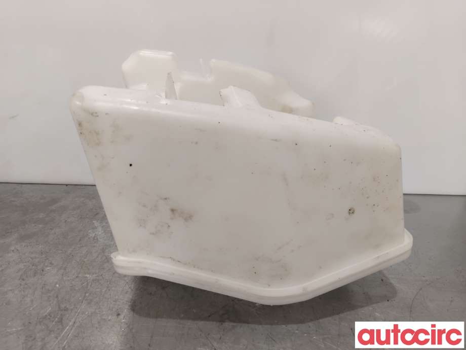 Spylertank til VW Passat 2011-2015 (B7) (B7) (VOLKSWAGEN|3AA955453J|)
