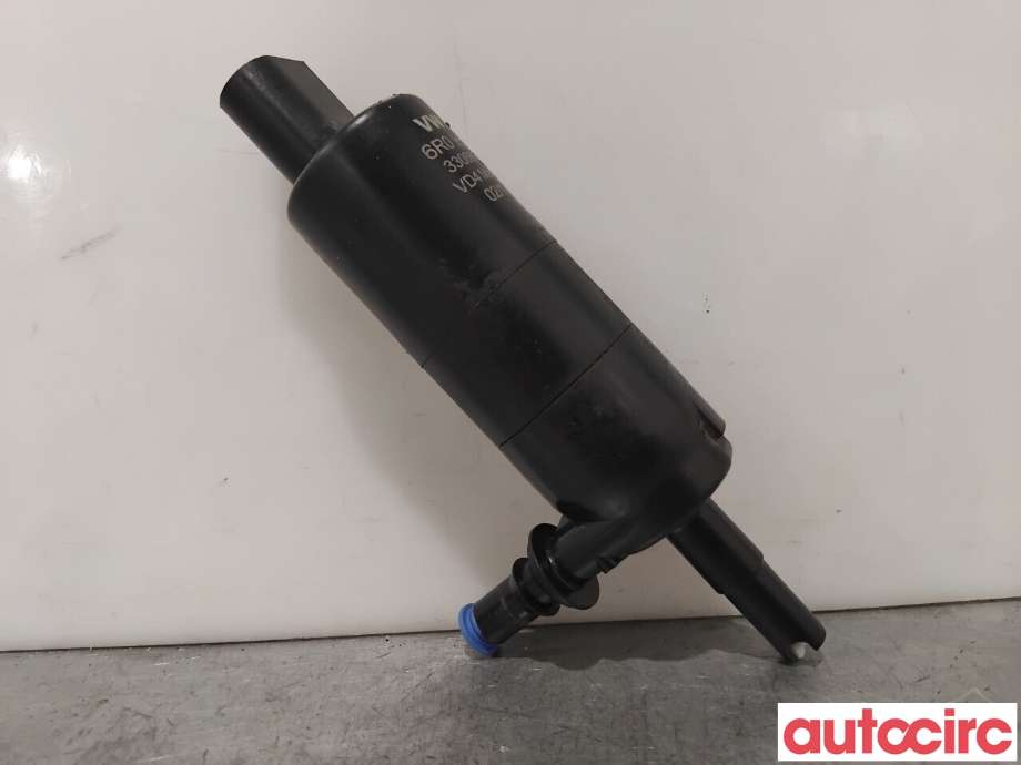 Spylerpumpe til VW Passat 2011-2015 (B7) (B7) (VOLKSWAGEN|6R0955681|)