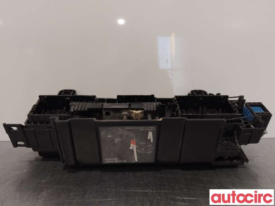 Sikringsboks til Tesla Model S 2016-2021 (Fase 2)  (TESLA|1034405-00-F|)