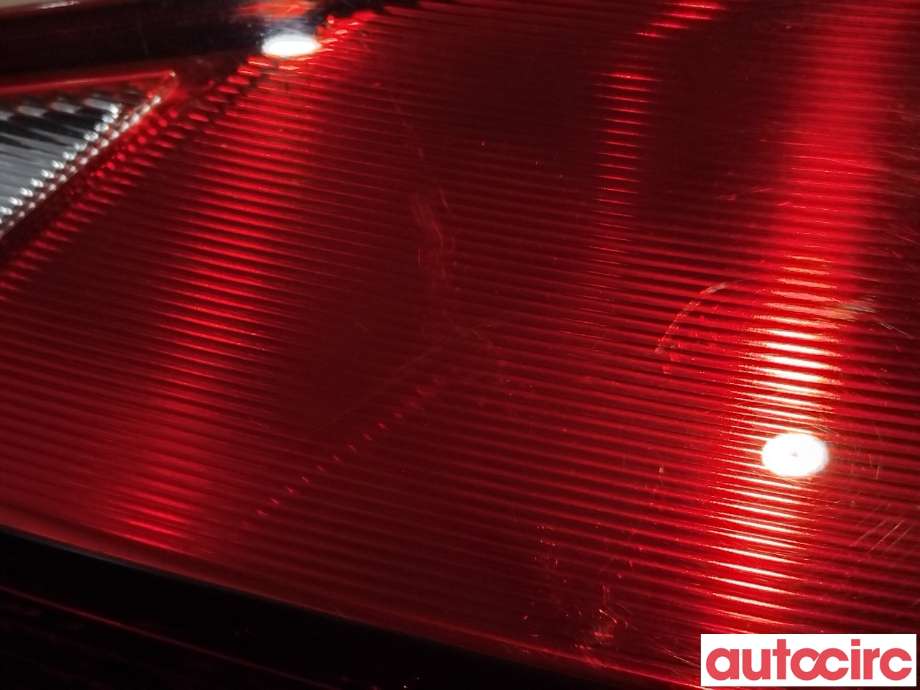 Baklykt høyre indre til Toyota RAV4 2013-2015 (Type IV, Fase 1)  (TOYOTA|8158142050|)
