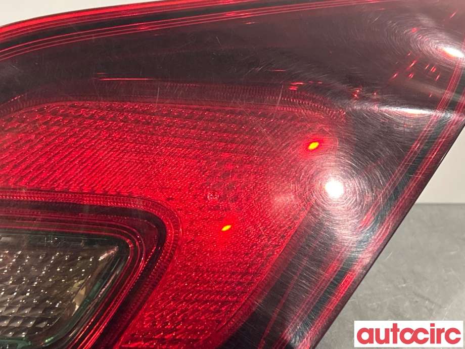 Baklykt høyre indre til Opel Astra J 2010-2015  (OPEL|13319950|)