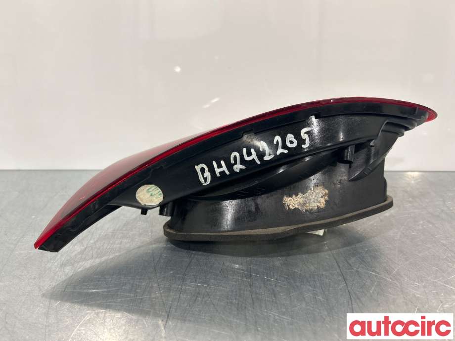 Baklykt høyre indre til Opel Astra J 2010-2015  (OPEL|13319950|)