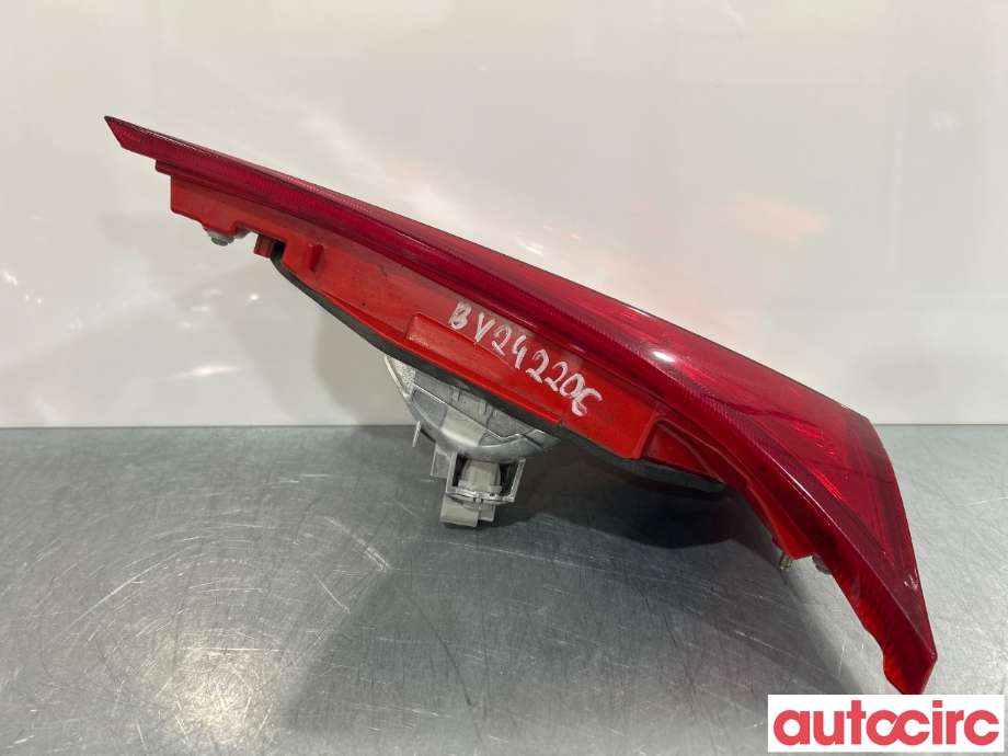 Baklykt venstre indre til Toyota Auris 2013-2015 (Type II, Fase 1)  (TOYOTA|8159102490|)
