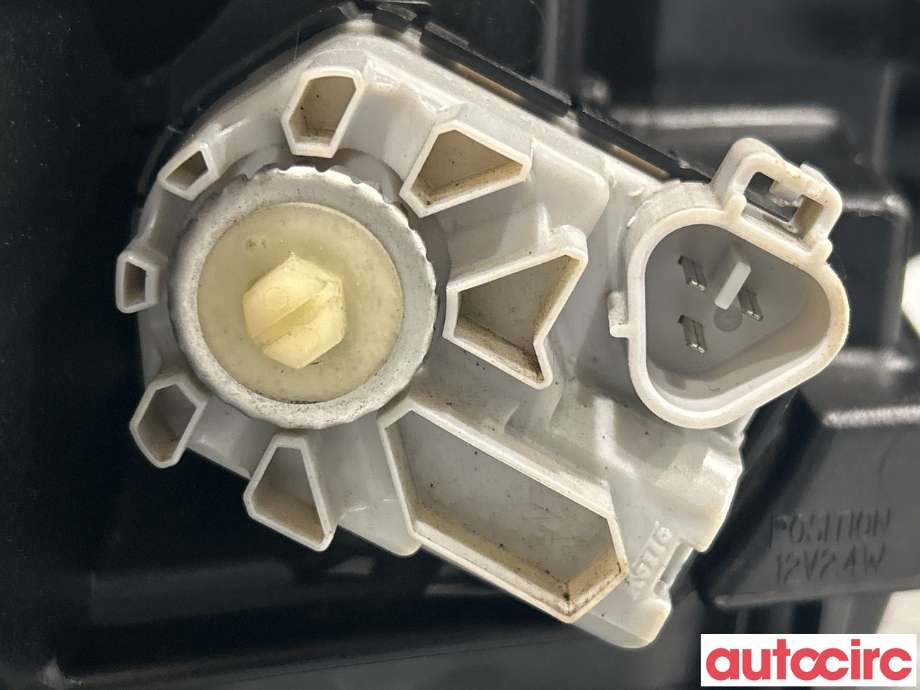 Frontlykt venstre halogen til Toyota GT86 2012-->>  (TOYOTA|SU00302510|)