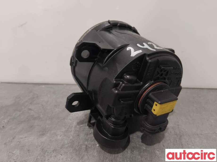 Tåkelykt høyre foran til Mitsubishi ASX 2010-2019  (MITSUBISHI|8321A365|89207241)