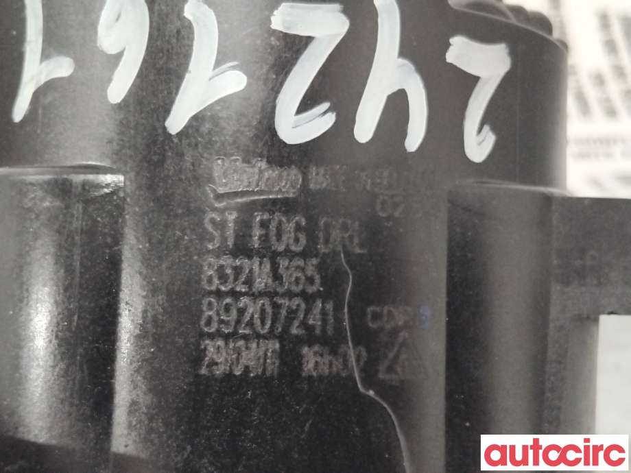 Tåkelykt høyre foran til Mitsubishi ASX 2010-2019  (MITSUBISHI|8321A365|89207241)