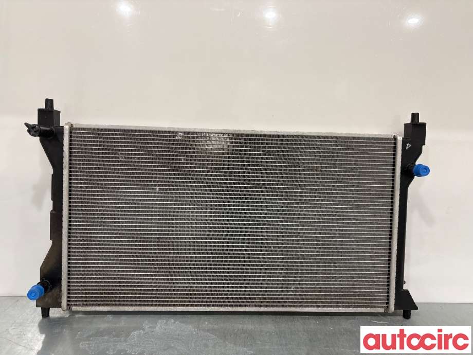Radiator (automat gir) til Honda e 2020-->>  (HONDA|1J010-61M-003|)