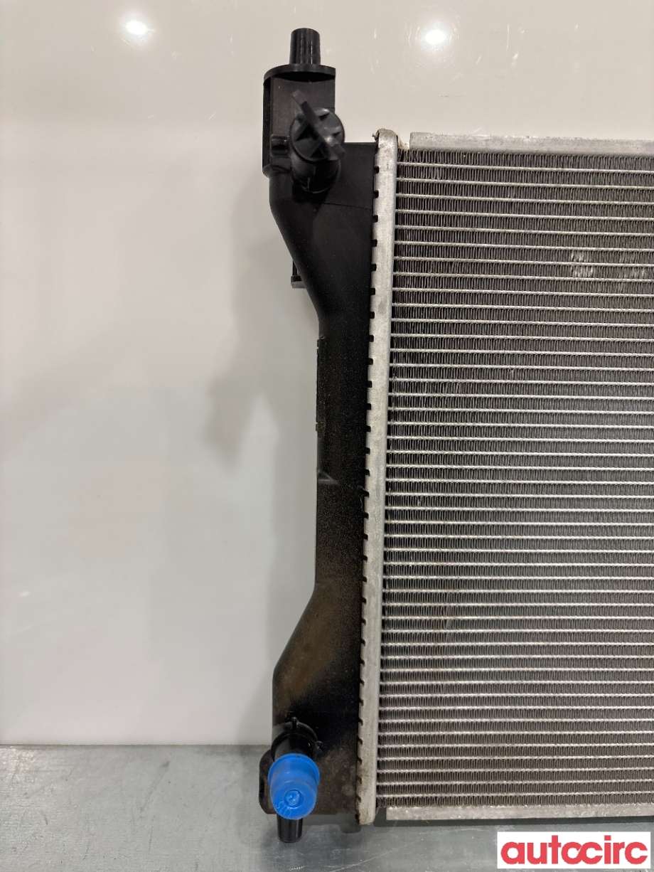 Radiator (automat gir) til Honda e 2020-->>  (HONDA|1J010-61M-003|)